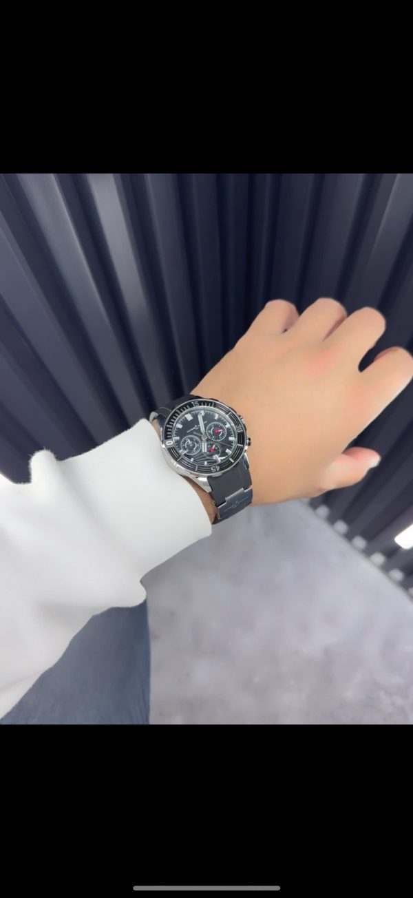 S-0030 U-N SAAT