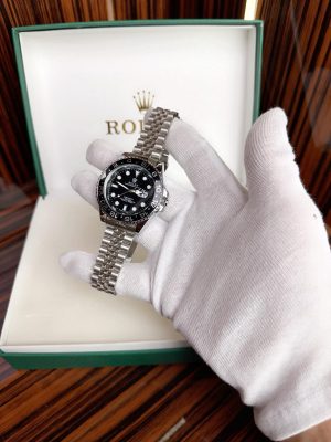 S-0011 R SAAT